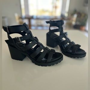 Dirty Laundry Fun Stuff chunky heel sandal - black size 8.5